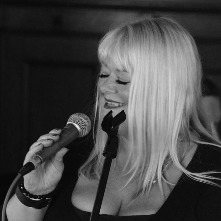 Elaine Crighton Jazz Singer Aberdeen